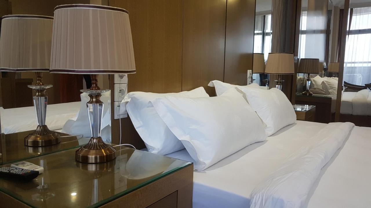 Edmond Hotel Brazzaville Eksteriør bilde