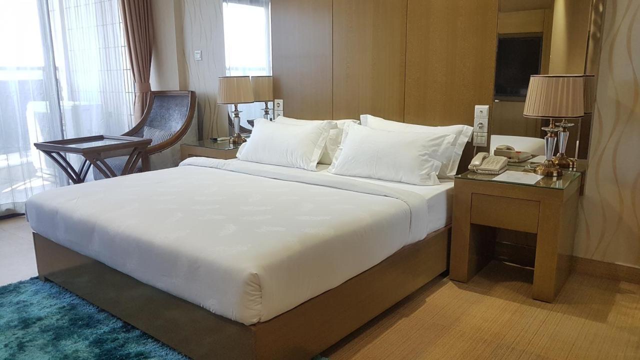 Edmond Hotel Brazzaville Eksteriør bilde